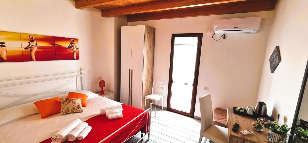 Kalispera Hotel Torre Lapillo Bagian luar foto