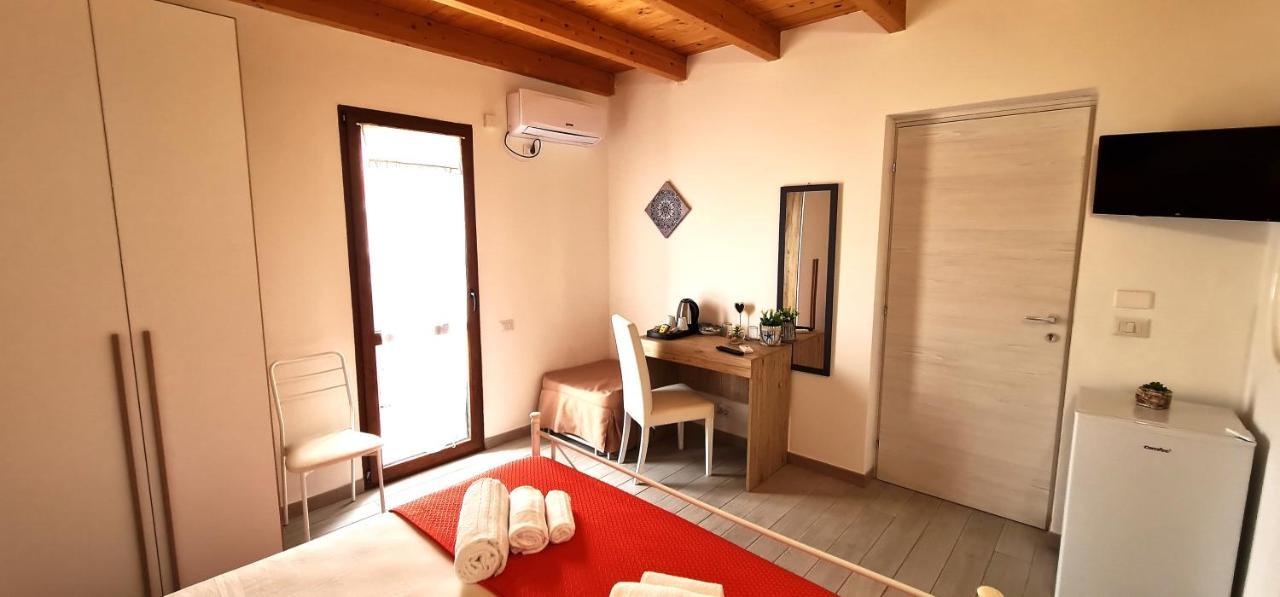 Kalispera Hotel Torre Lapillo Bagian luar foto
